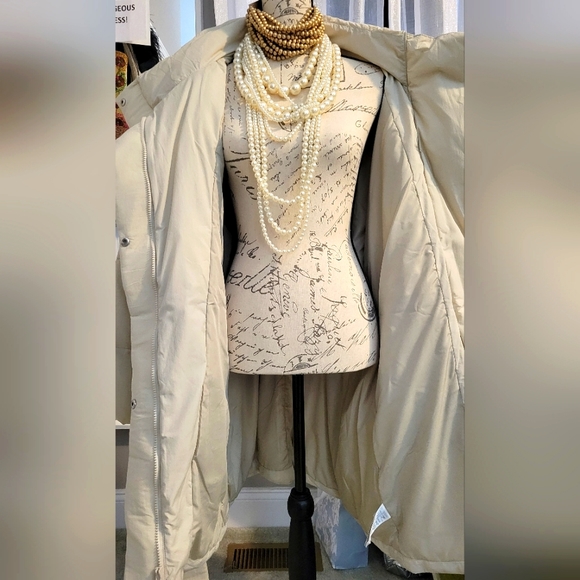 GAP Puffer Coat - Cream - Picture 4 of 6